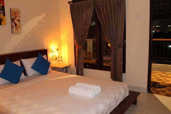 Room 8 of 27