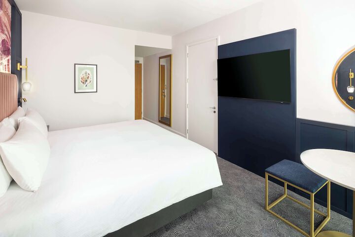 Room 21 of 92