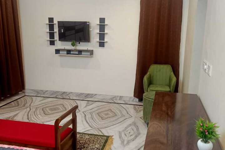 Room 20 of 69