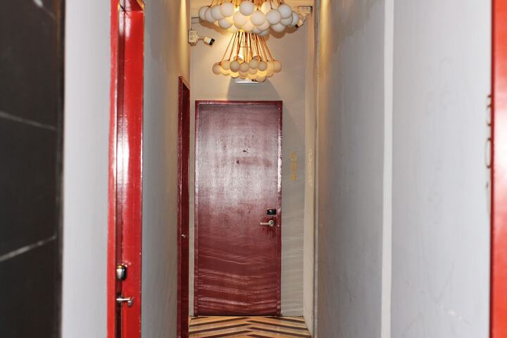 Ballroom/Hall 54 of 69
