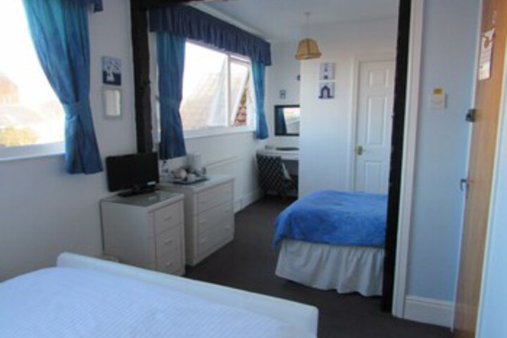 Room 63 of 77
