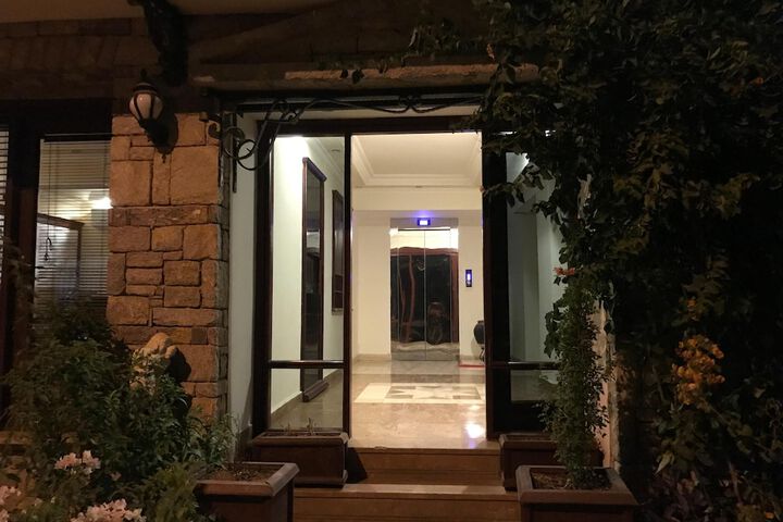 Hotel 22 of 25