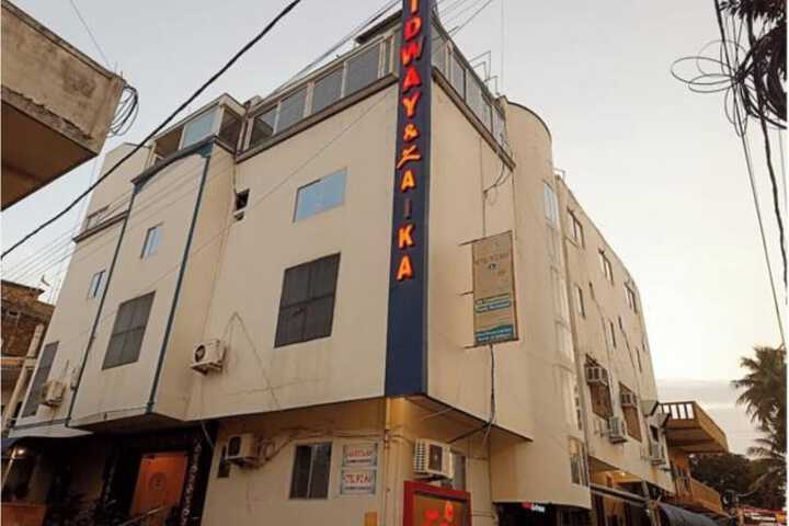 Hotel 5 of 6