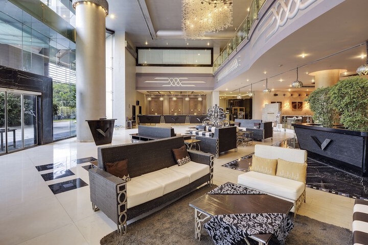 Hotel Interior 5 of 133