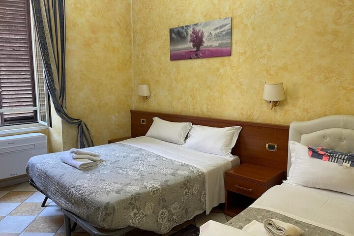 Room 16 of 24