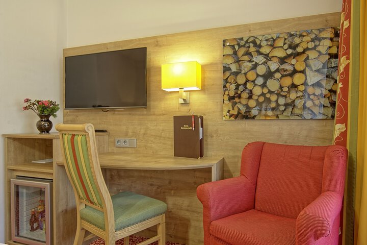 Room 21 of 53