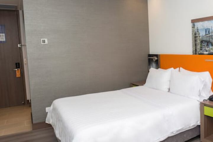 Room 19 of 95