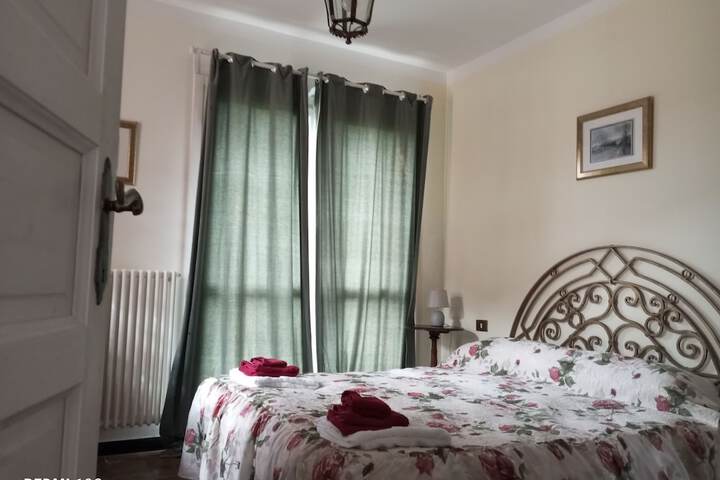 Room 2 of 57