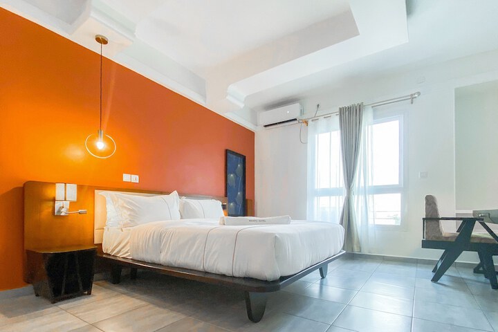 Room 4 of 22