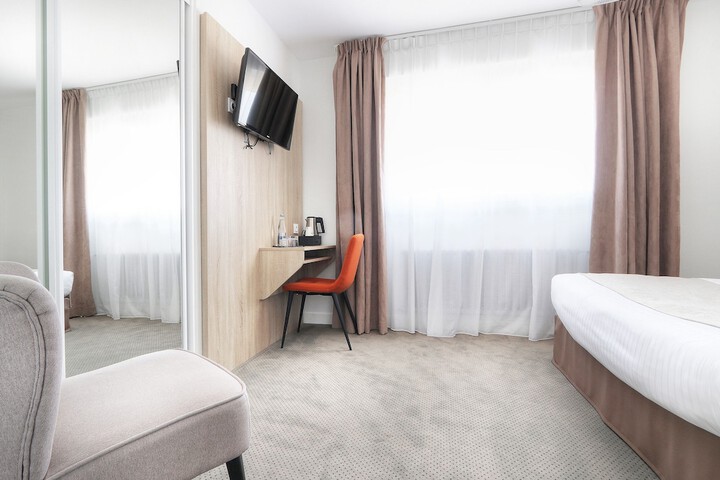 Room 19 of 59