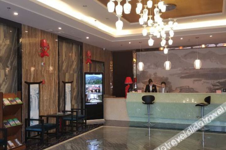 Hotel Interior 11 of 24