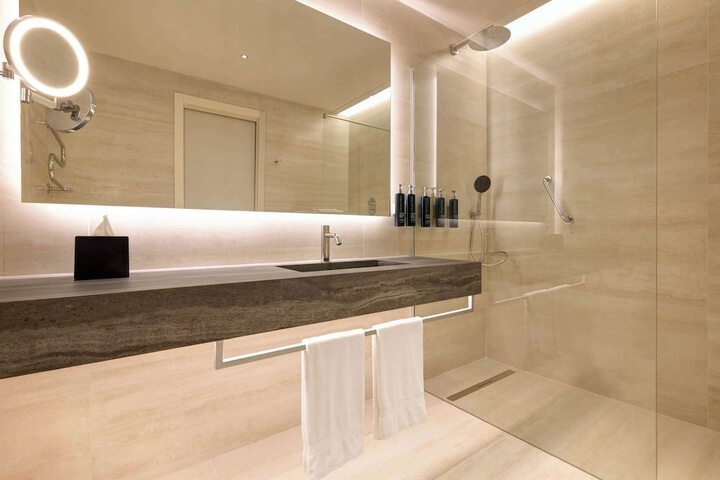 Bath Photo