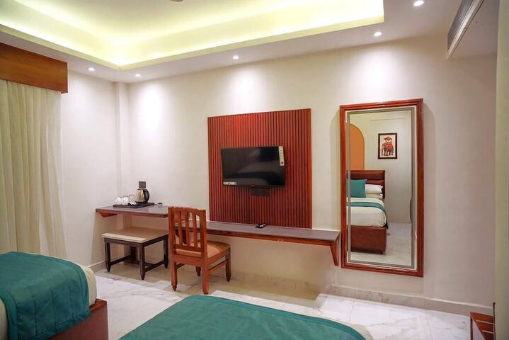 Room 50 of 111