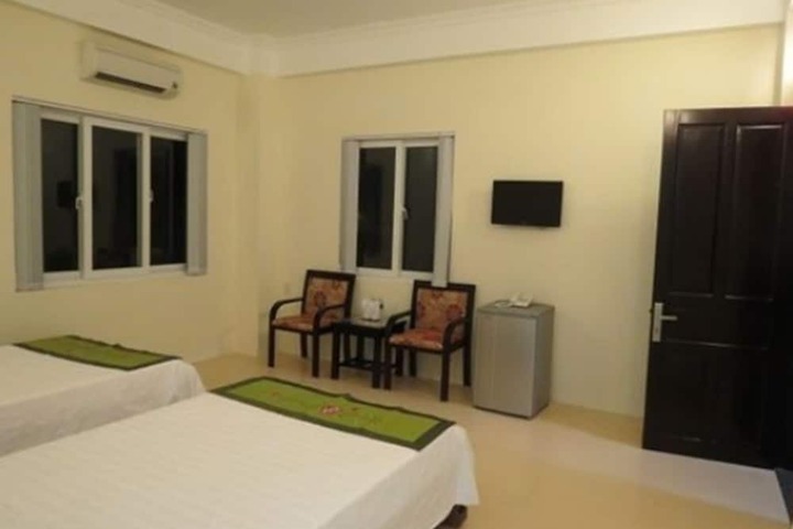 Room 8 of 39