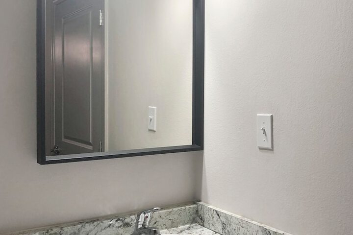 Bathroom sink