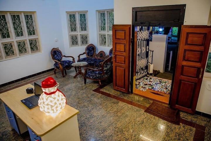 Le French White Villa in Puducherry