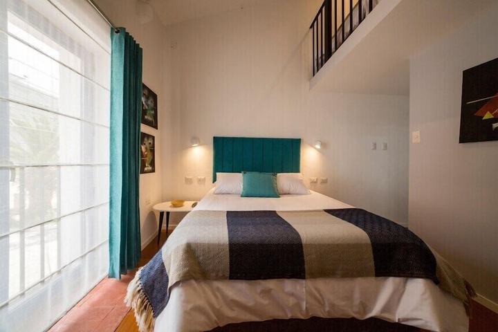 Room 8 of 40