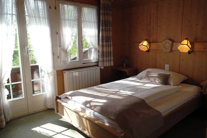 Room 26 of 65