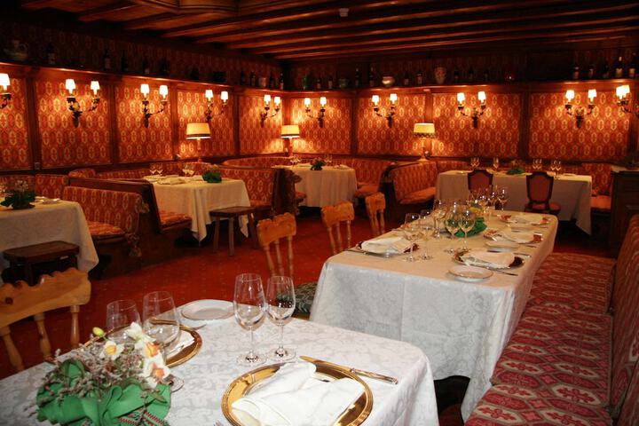 Dining 114 of 161