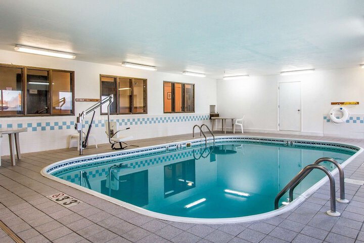 Pool 38 of 62
