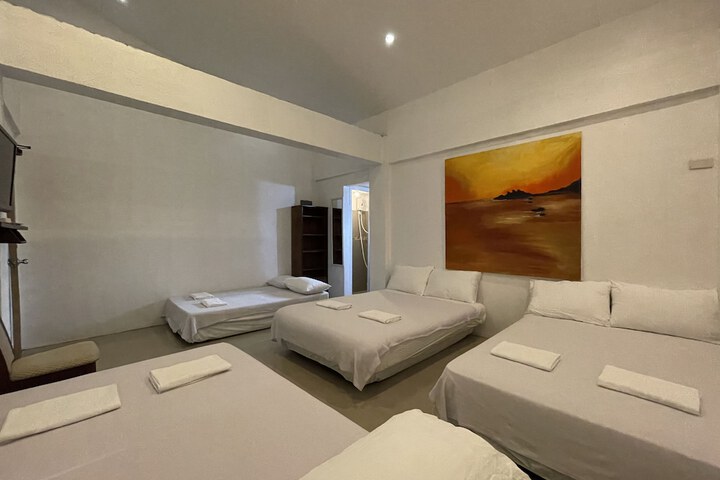 Room 10 of 59