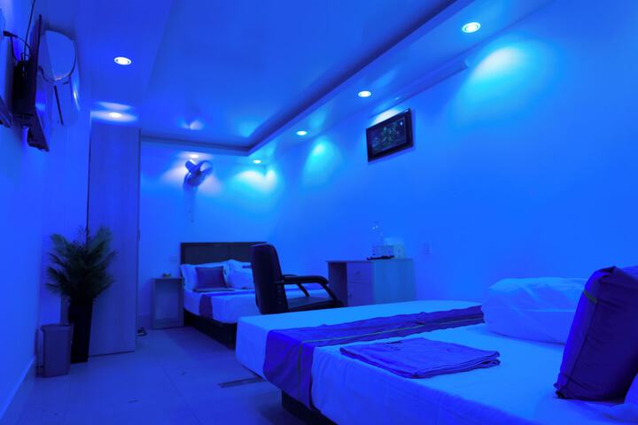 Room 25 of 36