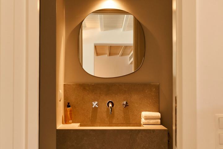 Room 205 of 230