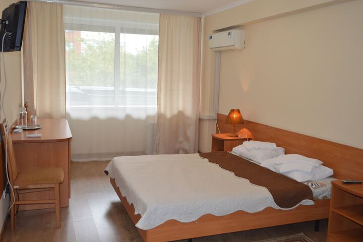 Room 17 of 34