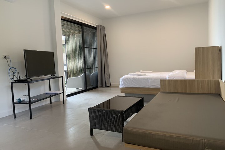 Room 7 of 38