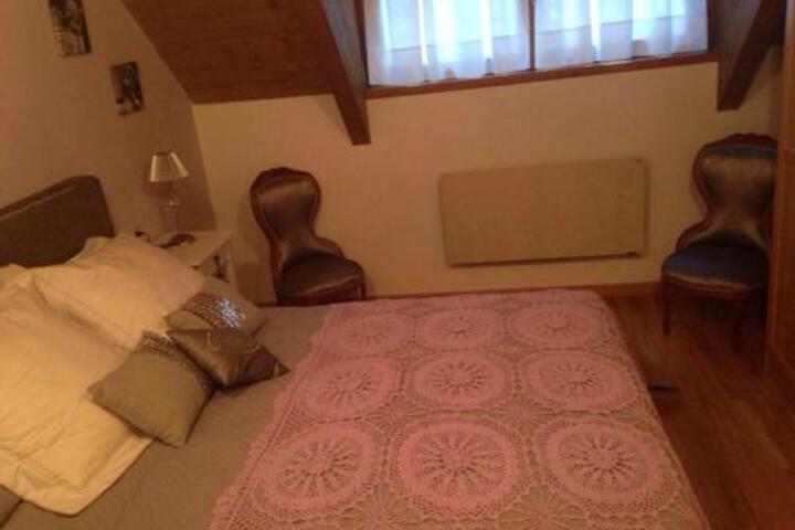Room 5 of 23