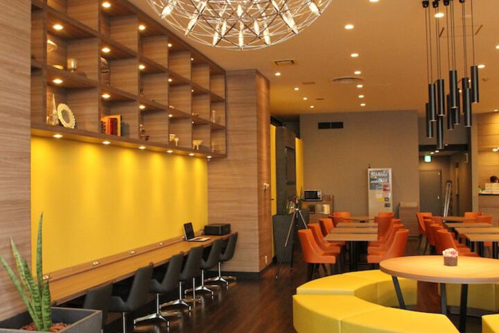 Guest Lobby