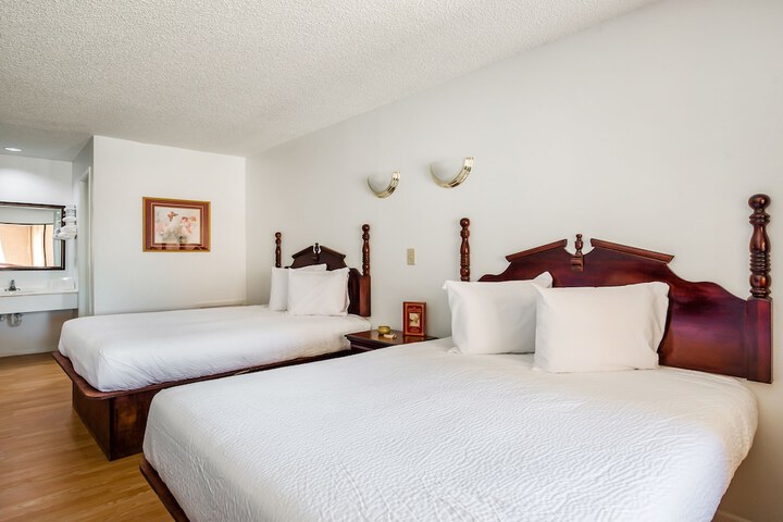 Room 8 of 23