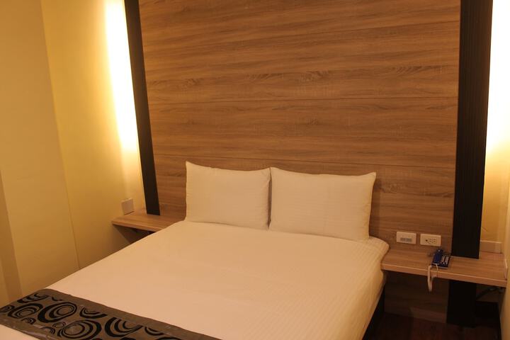 Room 15 of 91