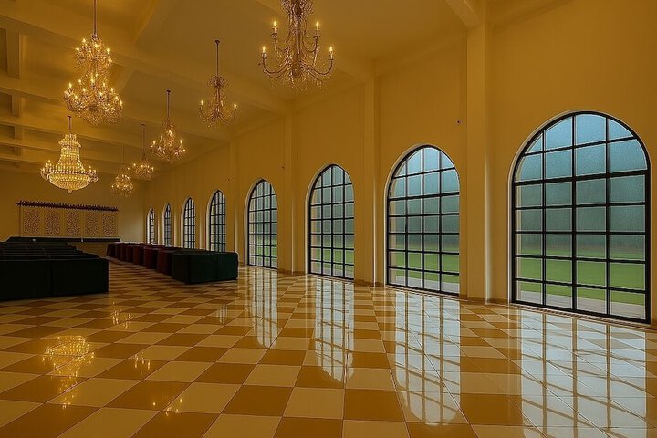 Ballroom/Hall 68 of 76