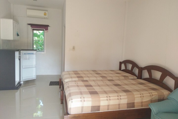 Room 7 of 13