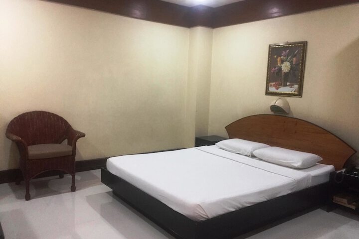 Room 21 of 44