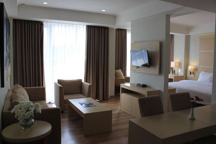 Room 26 of 45