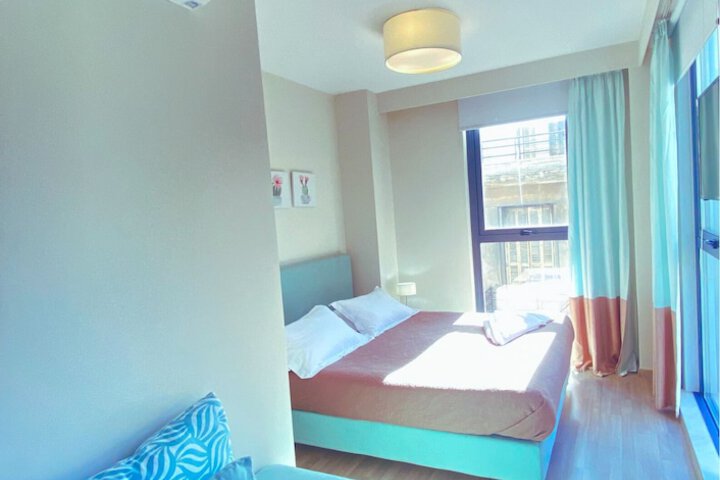 Room 42 of 69