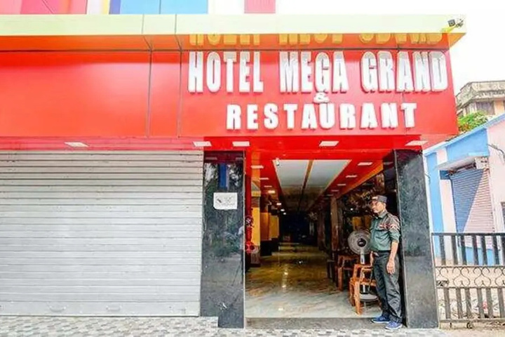 Fabhotel Mega Grand