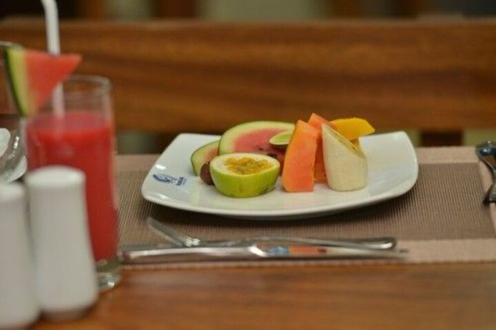 Dining 21 of 36