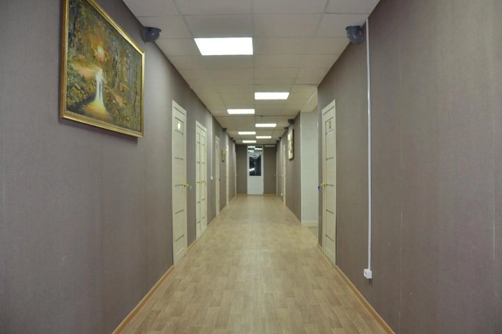 Room 9 of 14