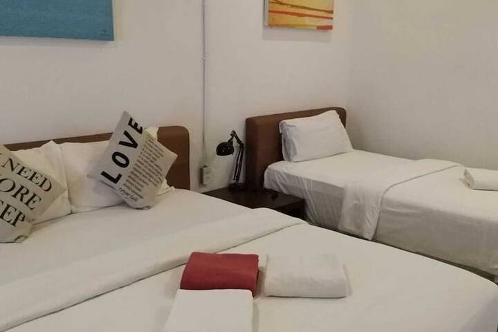 Room 16 of 93