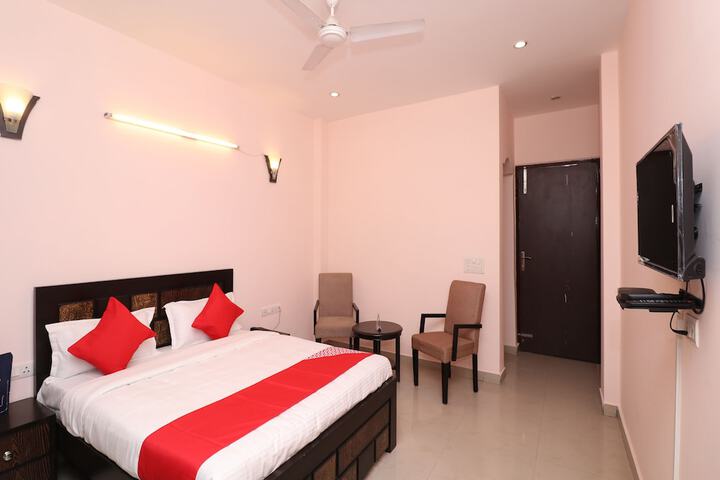 Room 7 of 23
