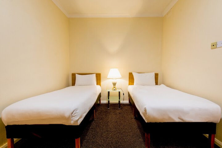 Room 7 of 54