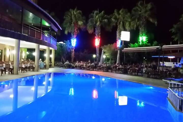 Pool Hotel