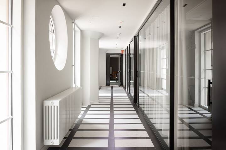 Hotel Interior 7 of 173