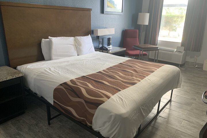 Room 5 of 26