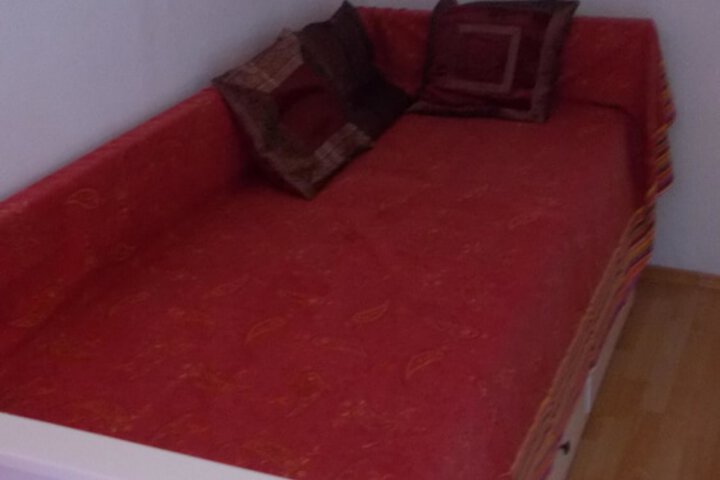 Room 13 of 52