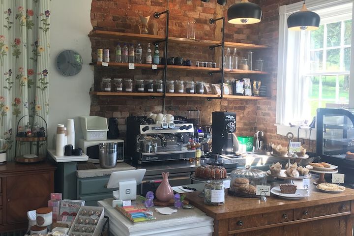 Breakfast/Coffee Service 65 of 80