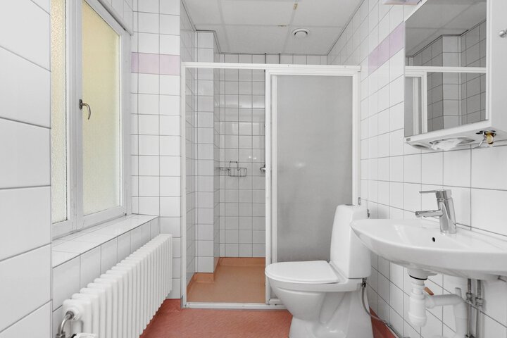 Room 30 of 71